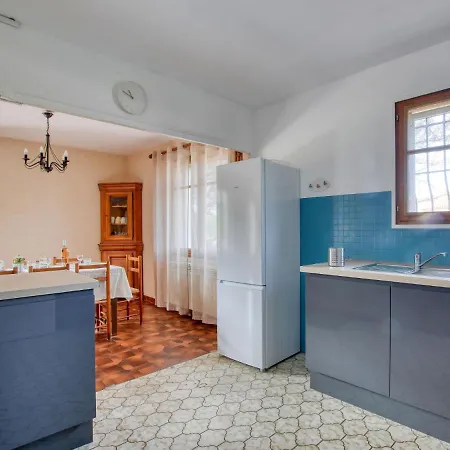 L'arbousier By Interhome Six-Fours-les-Plages